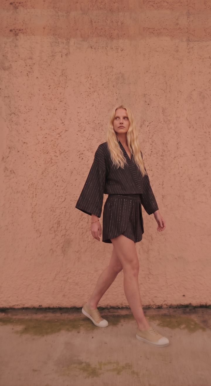 DOLLY SHORT - BLACK